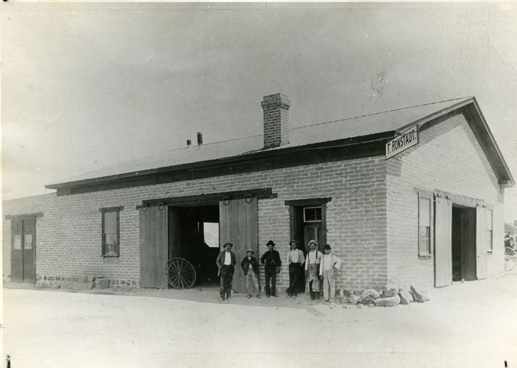 Ronstadt Wagon Shop, Roskruge Hotel